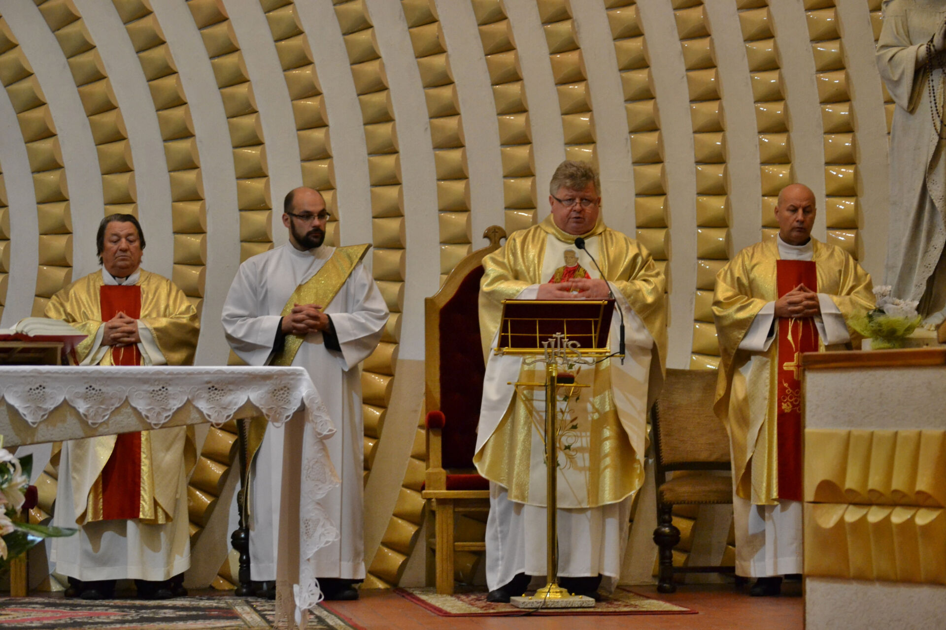 Liturgiczne Wspomnienie św. Jana Pawła II - Parafia Pw. św. Stanisława ...